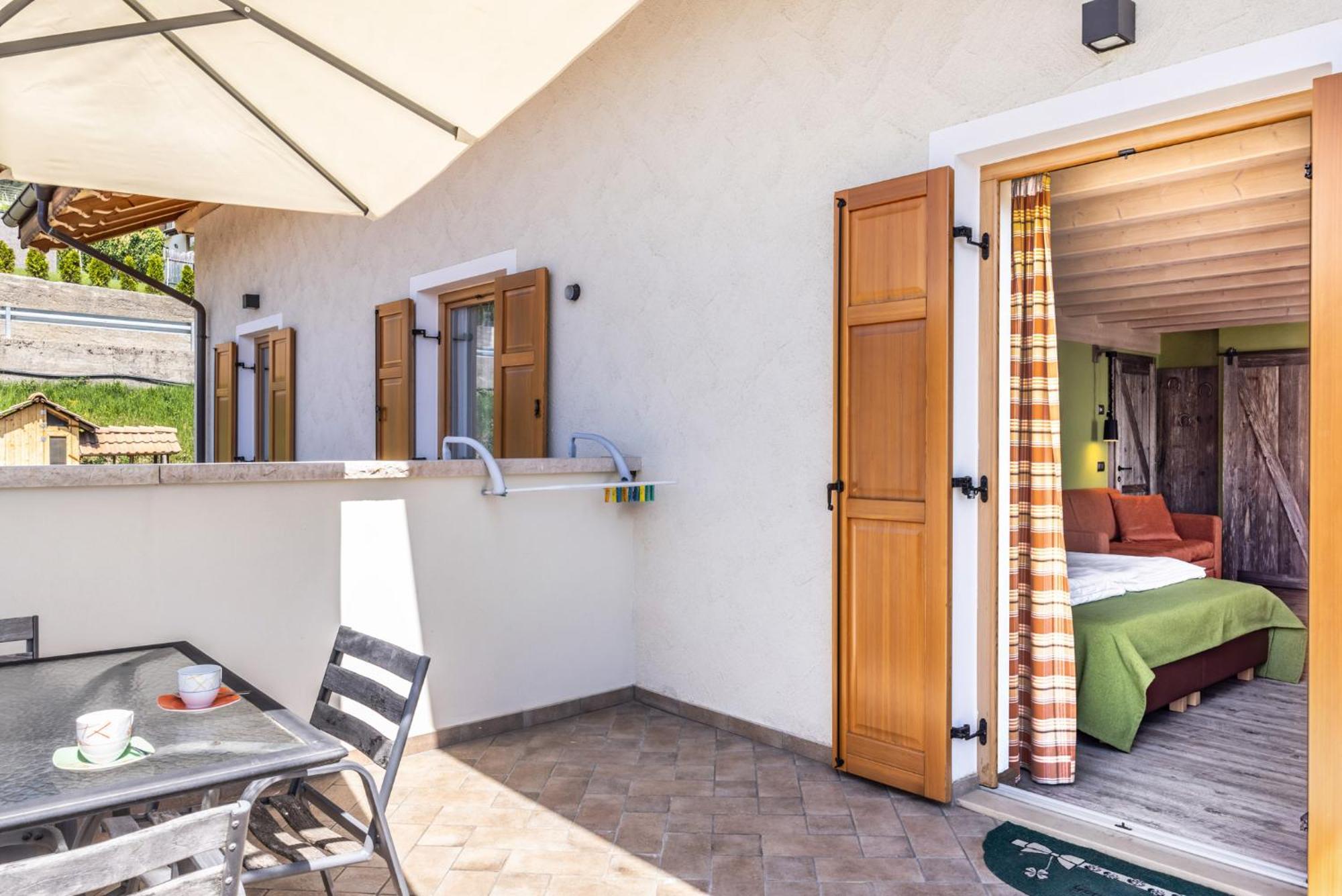 Horse House Bed & Breakfast Romallo Exterior photo